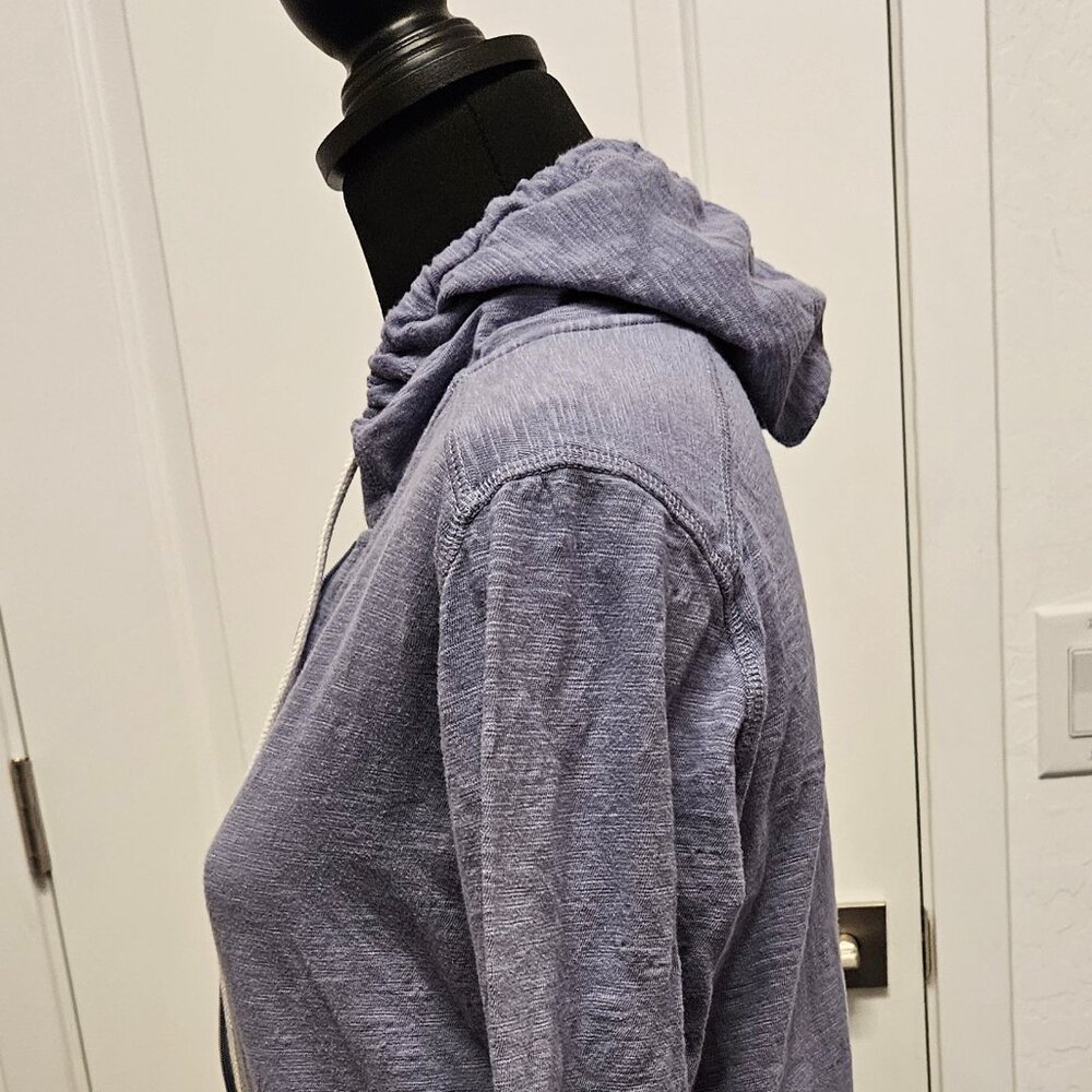 Eddie Bauer Gray zip-up hoodie, size small - Picture 3 of 11